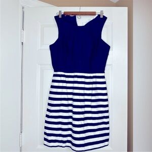 Vineyard Vines Size 8